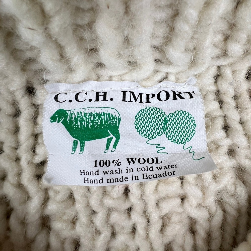 Vintage Hand‎ Knit Cardigan Sweater Mens L Cream Wool Cable Knit Ecuador C.C.H. - Picture 2 of 13
